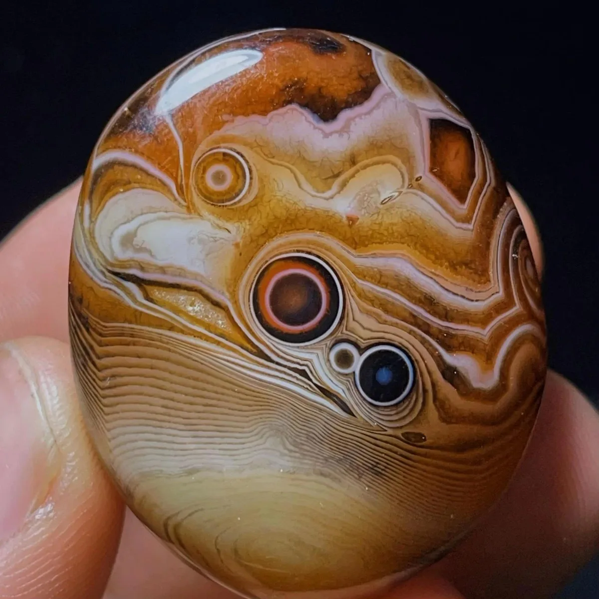 Multi Color Banded Agate Palm Stone, Polished Tumbled, Display Stone, Mineral Specimen, Natural Stone, Crystal Collection