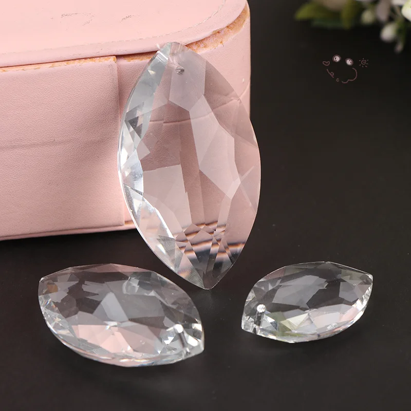 1Pc Clear Crystal Horse Eyes Hanging Pendants Glass Refraction Prism Sun Catcher Hanging For Curtain Wedding Chandelier Dec