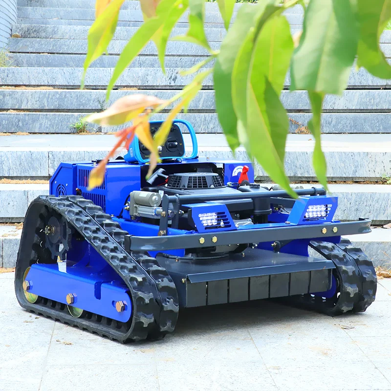 Mesin Pemotong Flail Robot Empat Tak Hemat Biaya yang Disesuaikan Pemotong Rumput Mulai Listrik Mesin Pemotong Track Flail CE EPA