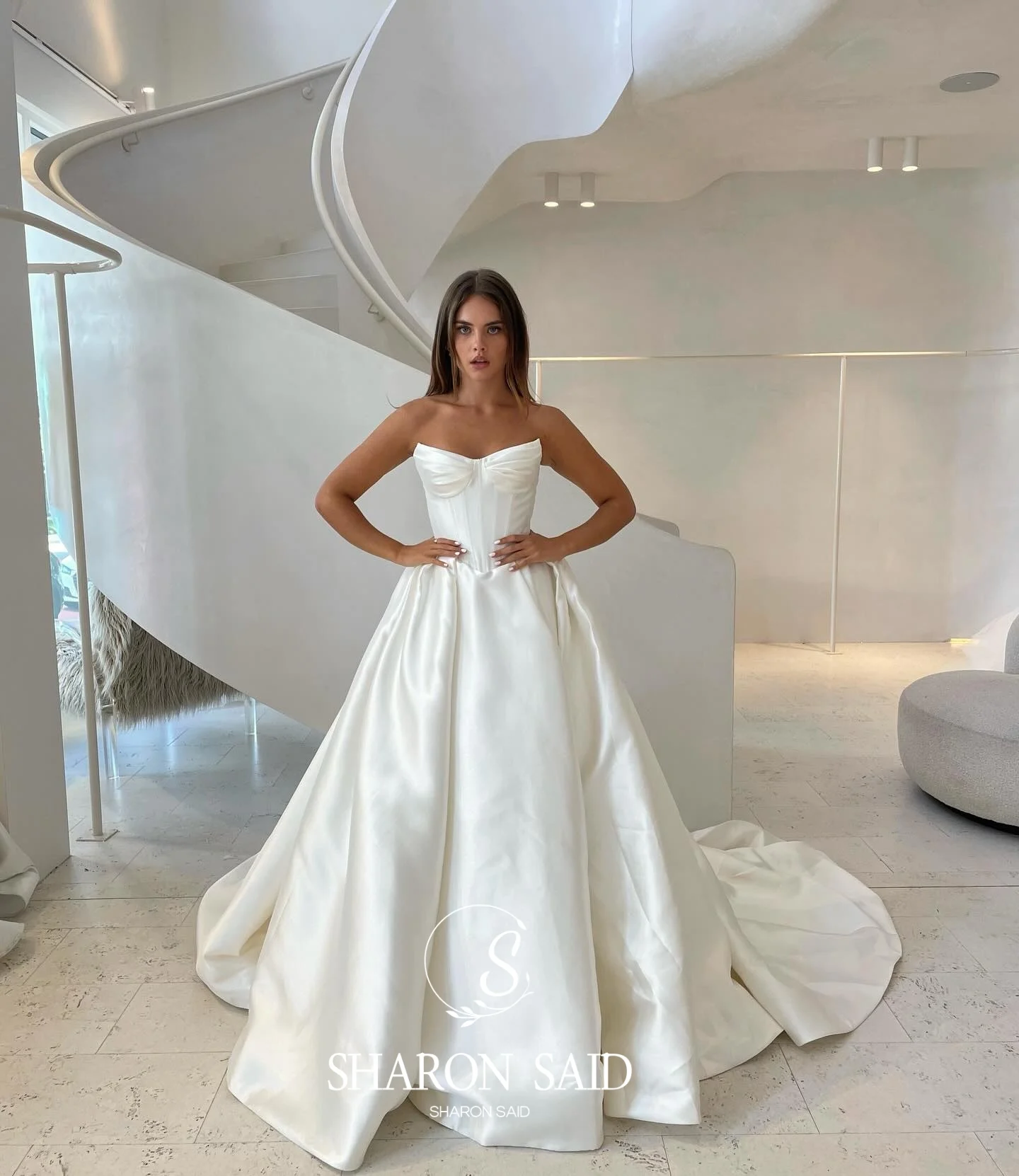 Sharon Said 2025 Simple Sweetheart A-Line Off White Wedding Dresses High Split sleeveless Satin Bridal Gowns SW070 Customized