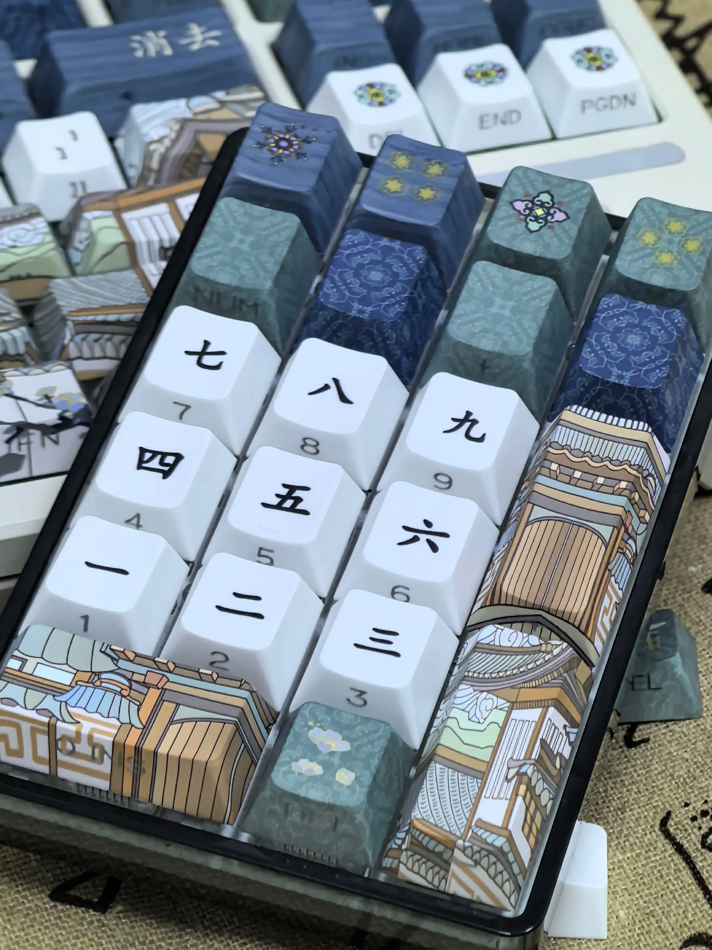 Architektura koreański nasadka na klawisze niebieski EN grawerowany z boku przezroczysty wiśniowy Pbt 126 klawiszy 2.25/2.75U Alice Hanok Seoul Hangul nasadki na klawisze — zdjęcie produktu 7