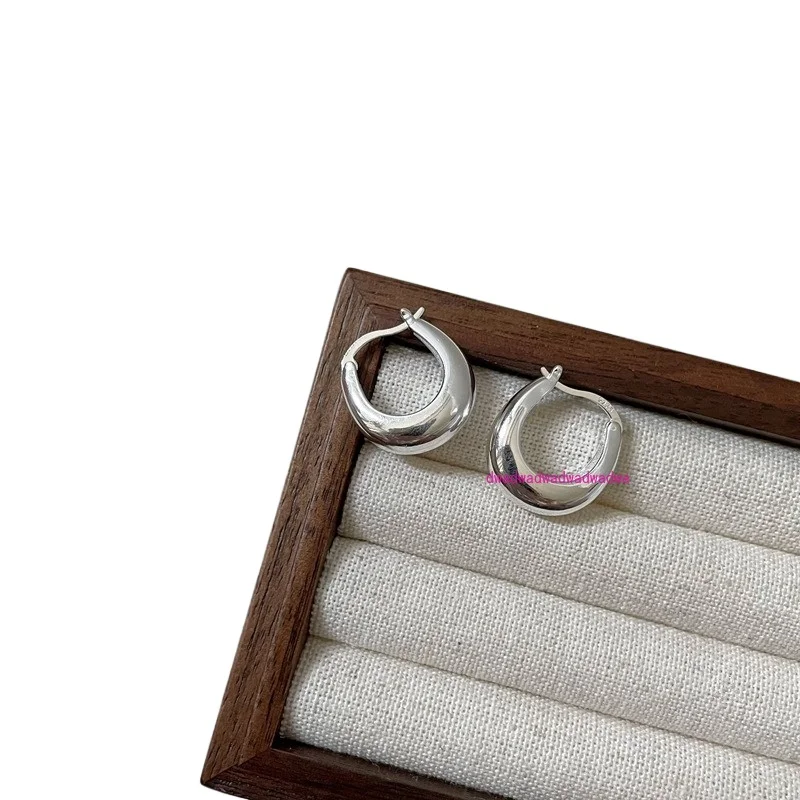 

S925 sterling silver fashion crescent ear buckle Korean minimalist fashion basic retro earrings ear jewelry