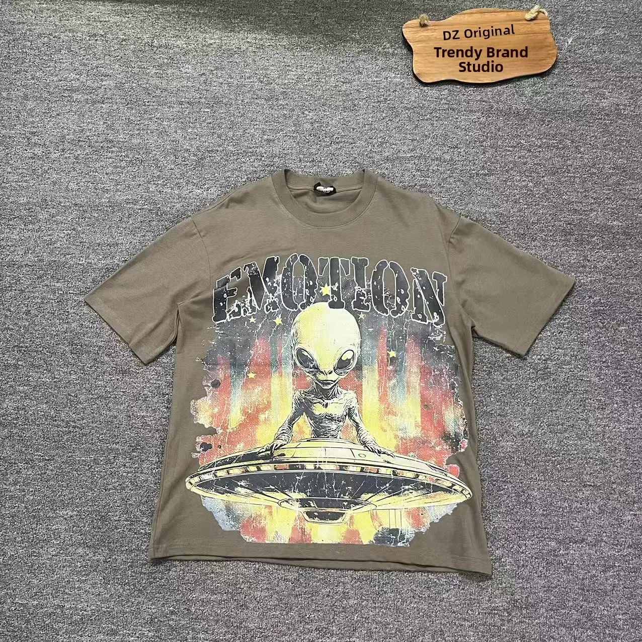 

Summer 2025 Men's Loose Fit round Ne ort Sve T-irt Alien Print Hip Hop Extraterrestrial Life Cotton Casual Top