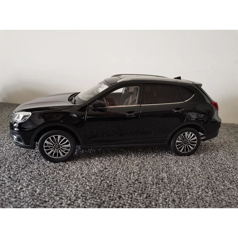 Odlewany model samochodu GAC TRUMPCHI GS5 w skali 1:18, oryginalny, ze stopu, kolekcjonerski, zabawka, prezent, pamiątka, ozdoba do ekspozycji.