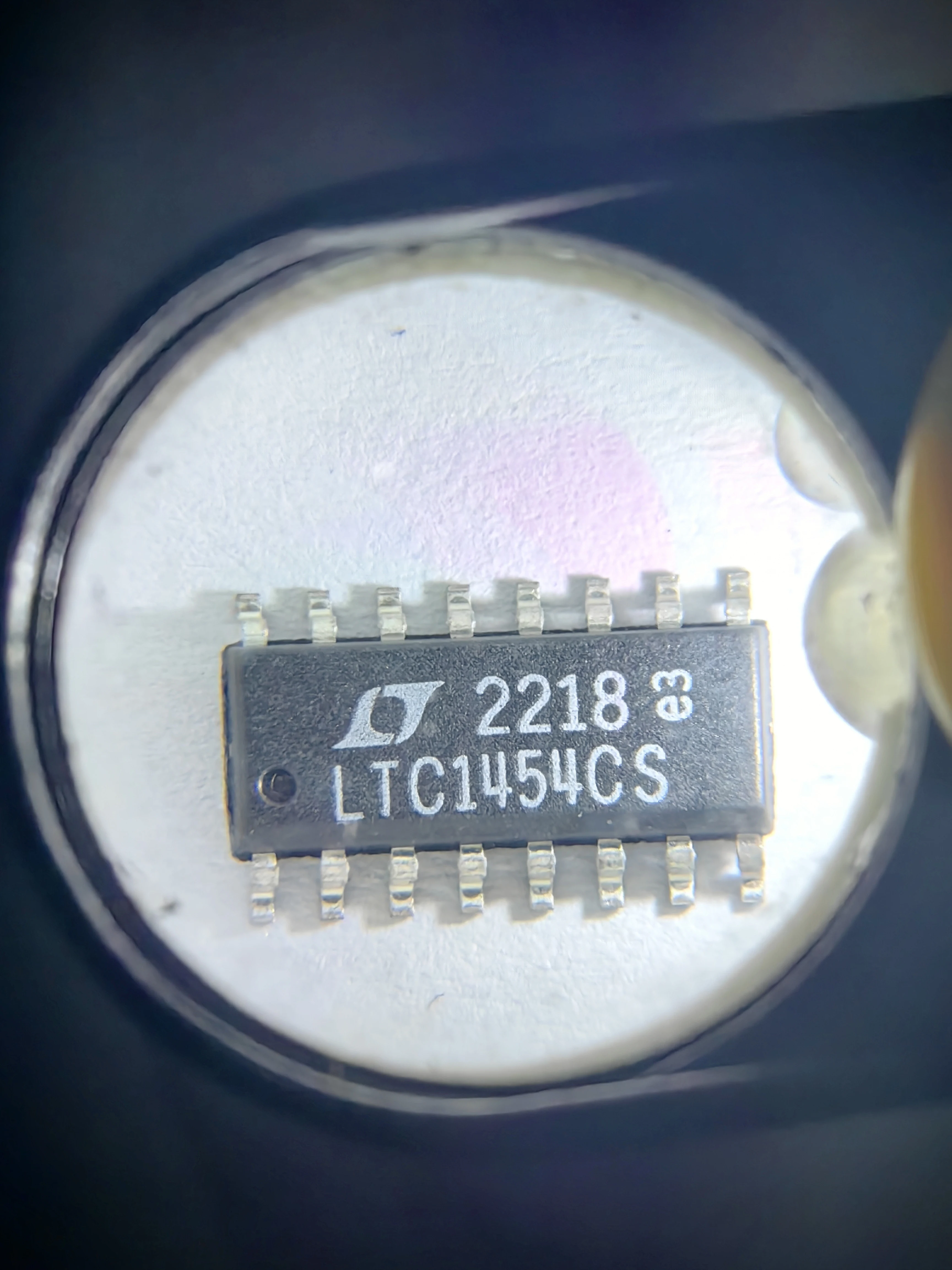 LTC1454CS LTC1454LCS LTC1454 - DACs duplos de micropotência trilho a trilho de 12 bits