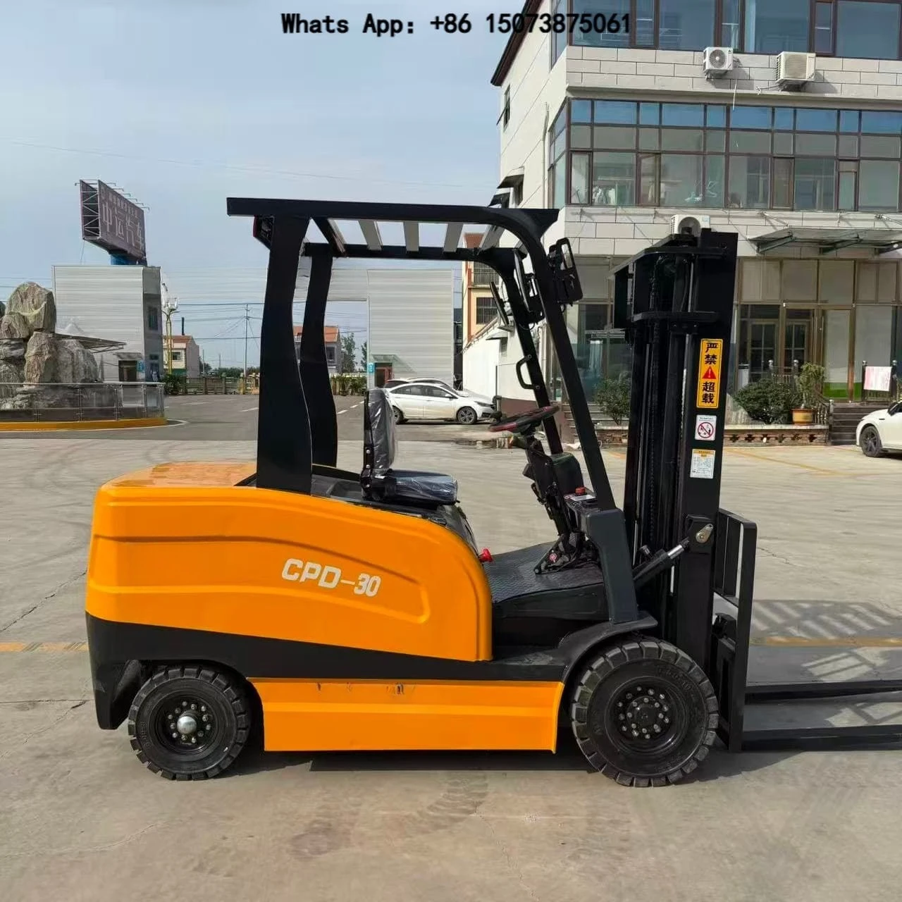 Forklift Fork Length 800mm Industrial Electric Forklift Construction Project
