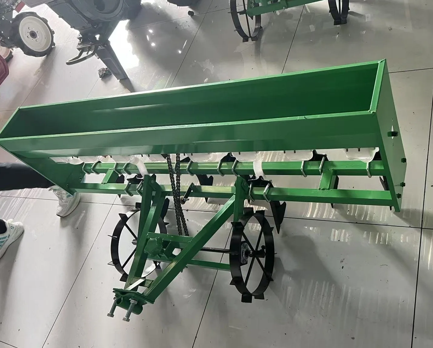 Farm equipment implements 8 rows wheat soybean oats seeds planting planter seeder machine for mini walking tractor power tiller