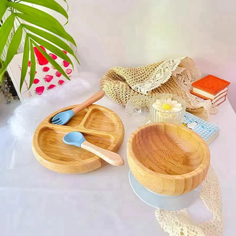 Bamboo And Silicone Baby Weaning Kit, Suitable For Feeding Kits Over 6 Months, Non-Toxic And Easy To Clean.