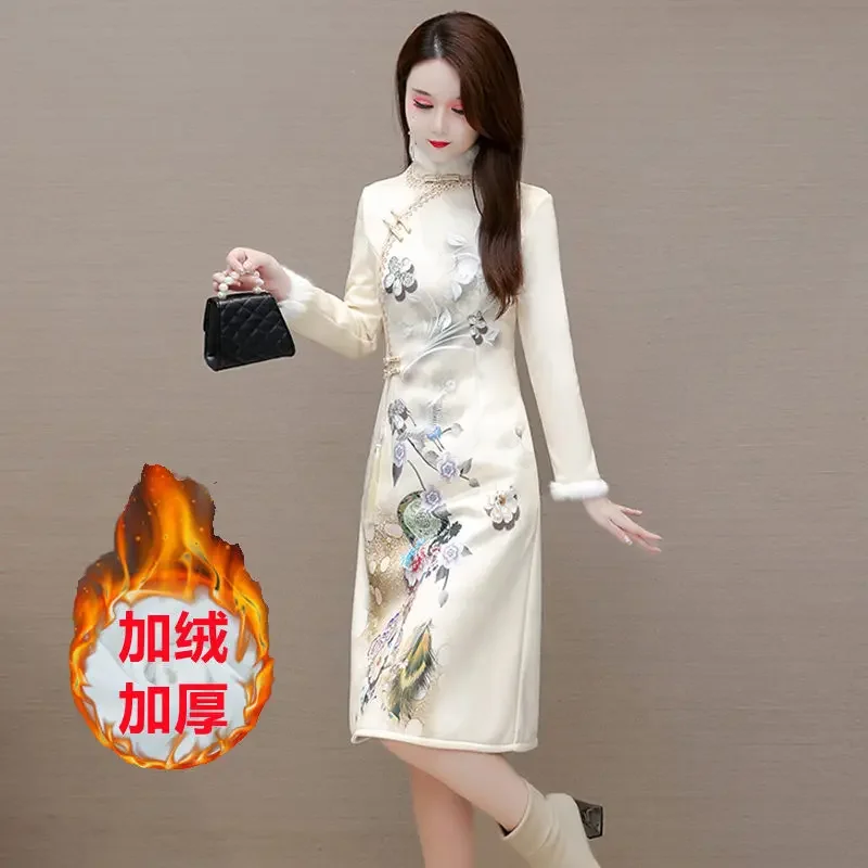 

National Style Retro Women's Autumn And Winter Chinese Plate Buckle Improved Cheongsam Tea Clothes Fleece Thick Dress Qipao T630