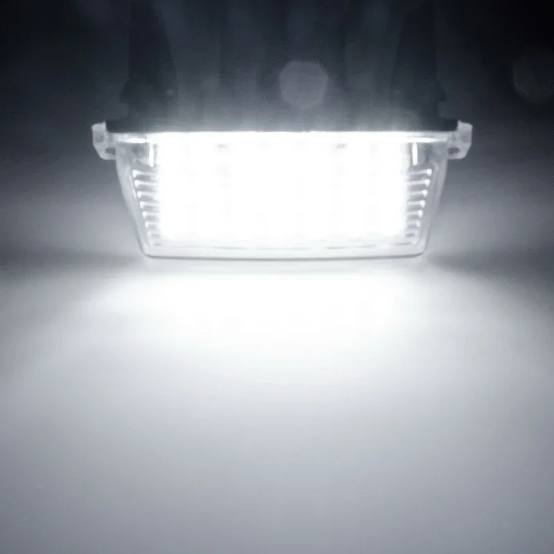 لتويوتا كامري أفالون هايلاندر يارس بريوس C 2012-2016 قطعة سيارة بيضاء LED رقم لوحة ترخيص ضوء الكسوة اكسسوارات السيارات