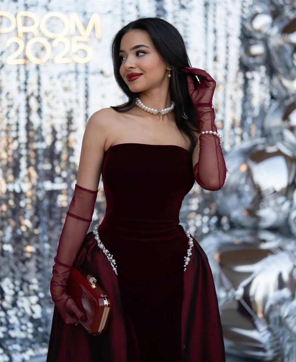 ミラ バーガンディ ベルベット プロムドレス パール ストラップレス カスタマイズされたフォーマルイブニング グローブ付き フロアレングス ベスティドス デ フィエスタ 2025