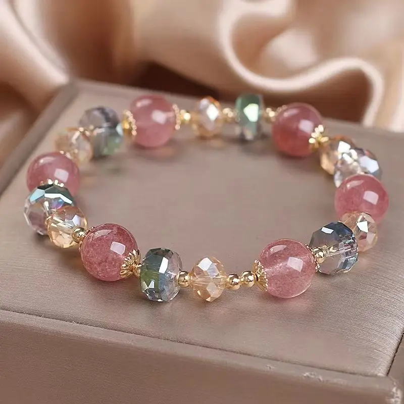 

Recruiting Peach Blossom Transporting Strawberry Crystal Beaded Bracelet Women's Simple Handstring for Students and Girlfriends