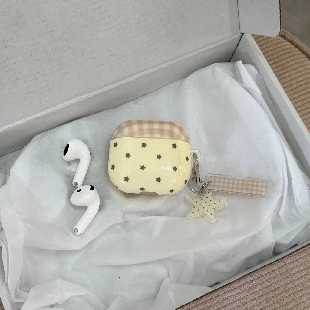 Premium Creamy Yellow Stars Plaid Grid Pattern With Pendant Shock Proof Earphone Cover Case for AirPods 1 or 2 3 4 5 Pro 2 Pro 3