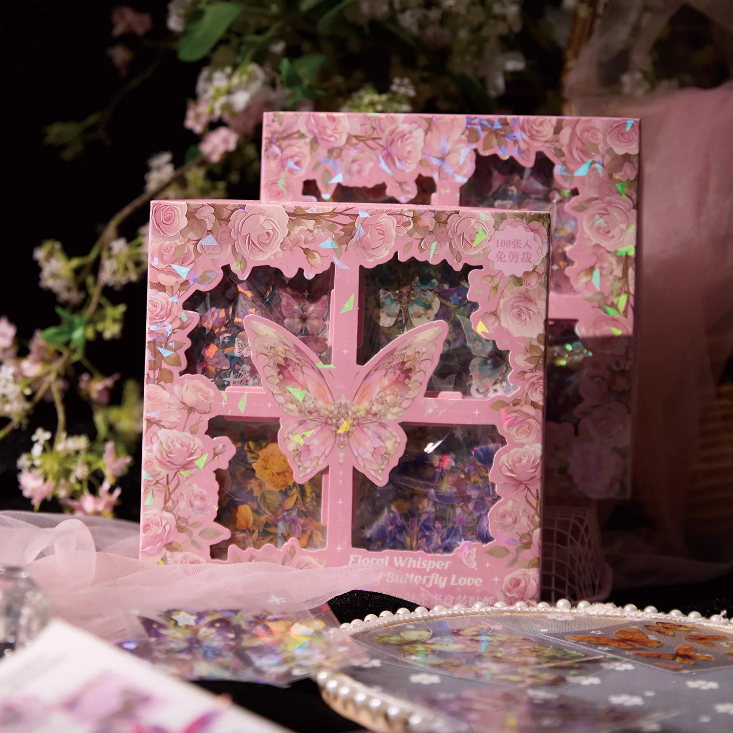 100 adesivi in scatola per animali domestici Fiore Farfalla Serie di lingue d'amore Laser Shell Light Adesivi per pacchetti di adesivi per manuali farfalle fai-da-te