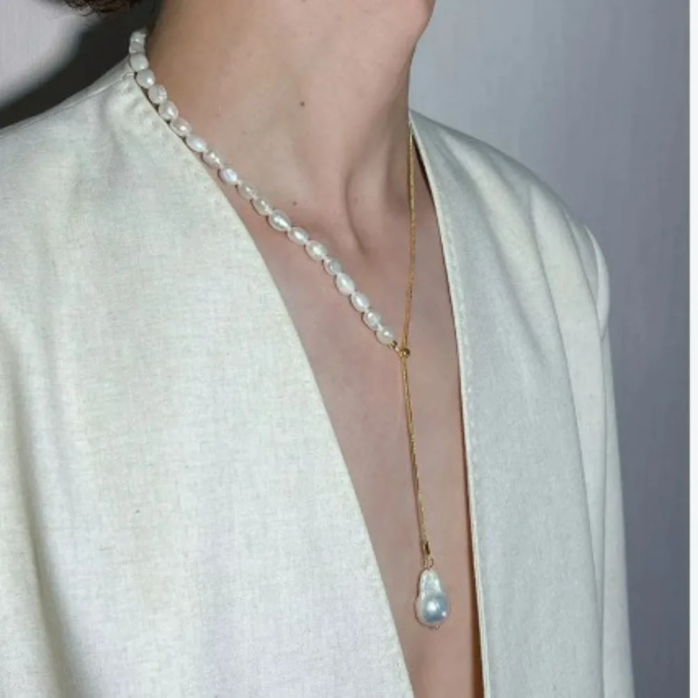 Popular White Natural Pearl Strand Chain Y Shape Necklace Baroque Pearl Pendant Statement Sliding Pull-out Neck Jewelry