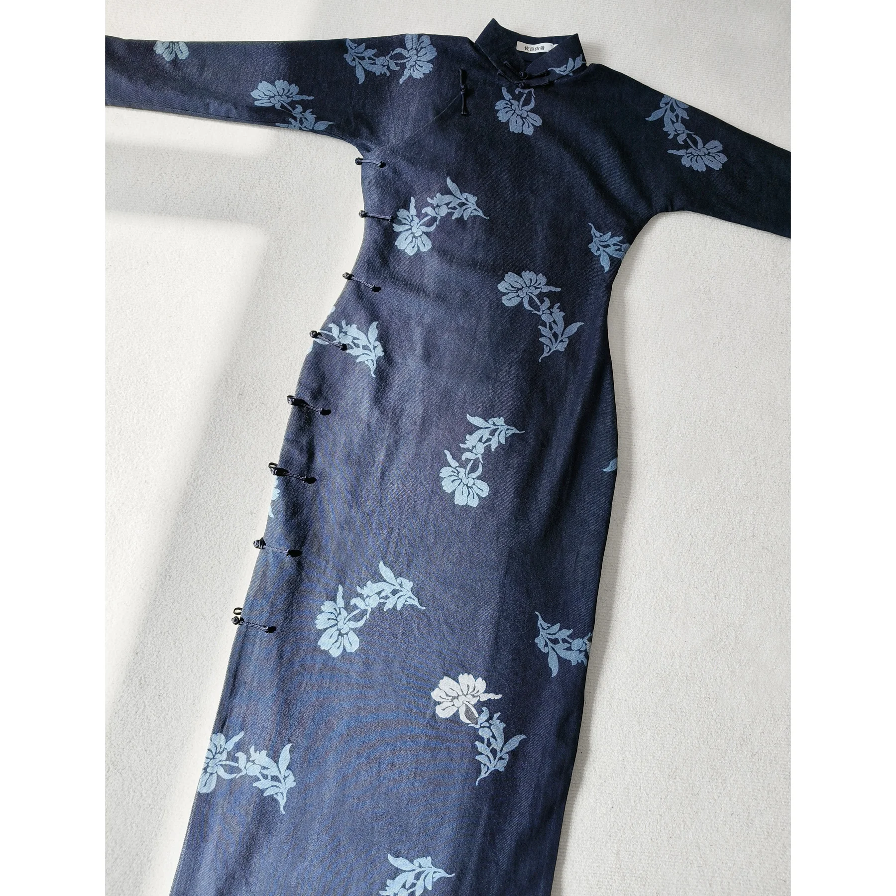 

Джинсовое платье-ципао Ele Long Sve из синей хлопковой ткани для осени и зимы, приталенное, с принтом, в ретро-стиле, для повседневной носки