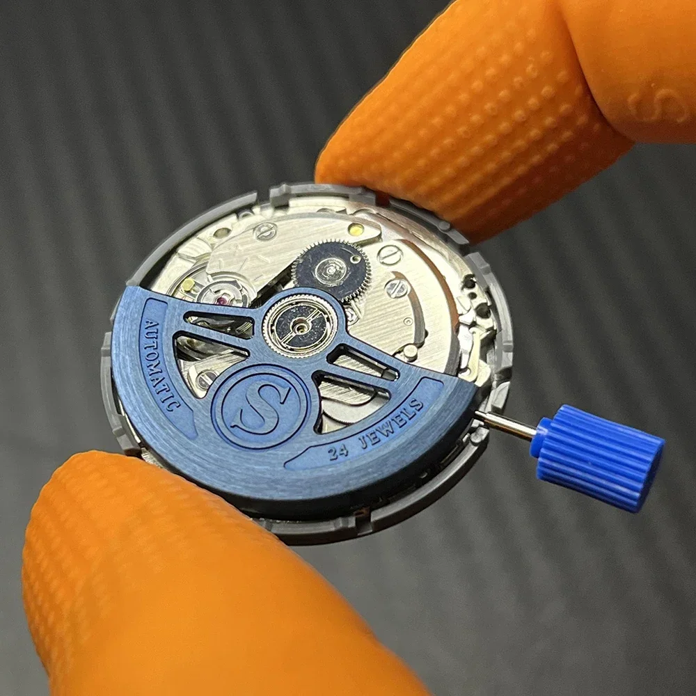 حركة ميكانيكية NH35 معدلة مخصصة سوداء متأرجحة الوزن الدوار اليابان NH35A 24 جواهر أوتوماتيكية 5 ألوان