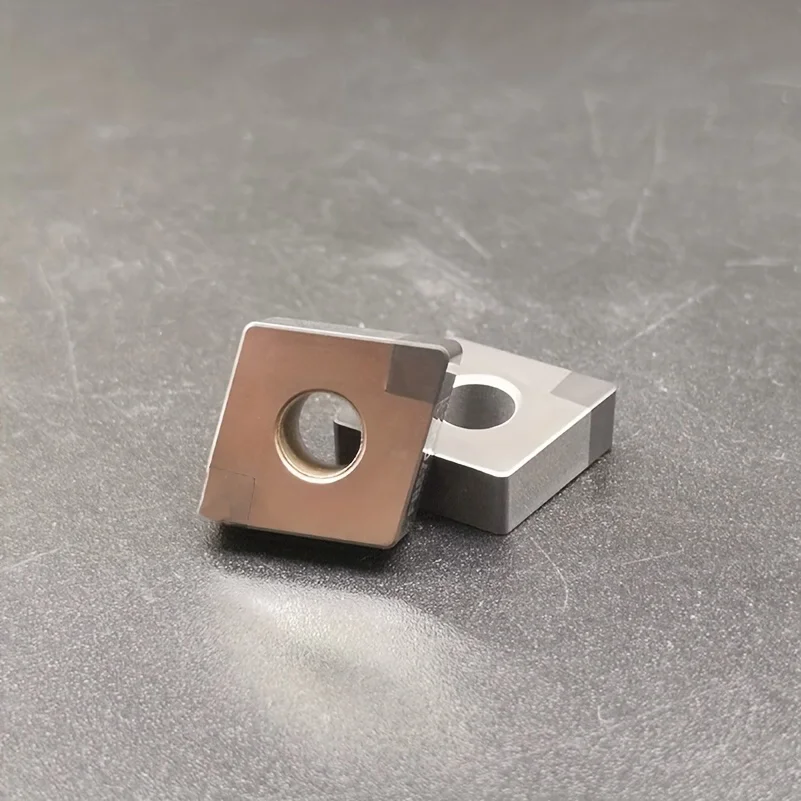 

CNMG120408 Вставки CBN класса CNMG432 для токарной обработки твердой стали, сверхтвердый сплав нитрида бора