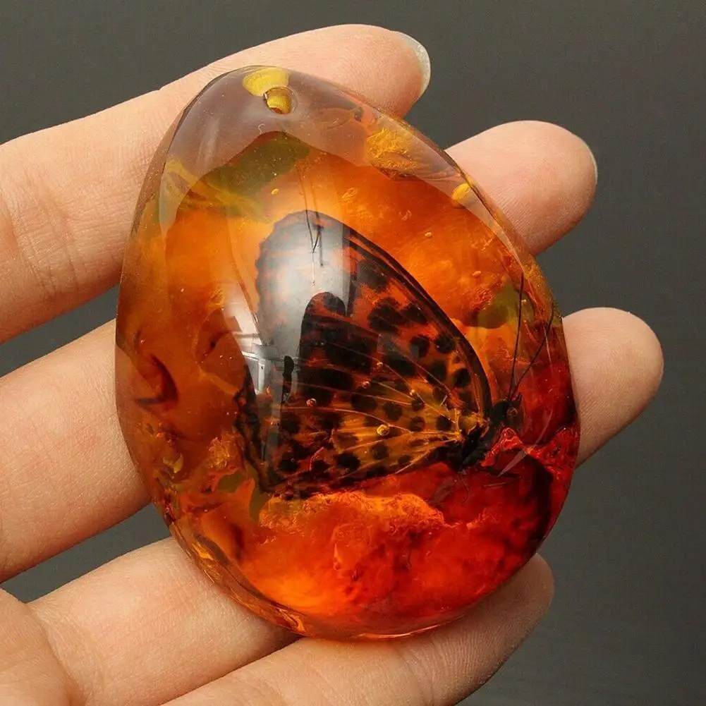 5*4cm Beautiful Amber Butterfly Insects Stone Pendant Necklace Gemstone For DIYJewellery Pendant Crafts Home Decoration D7H7