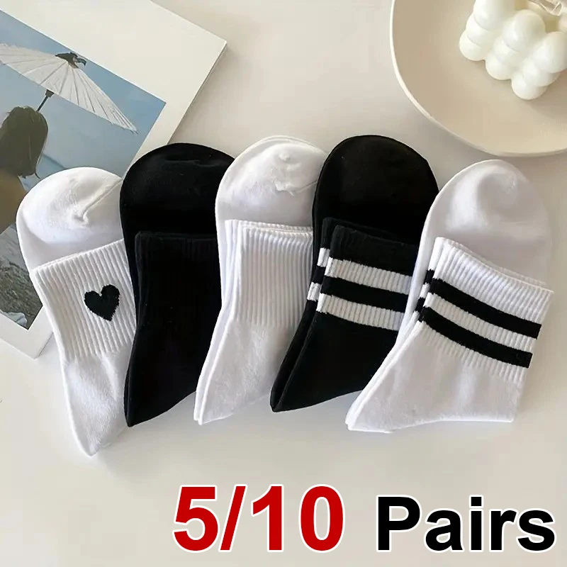 5/10 Paar gestreifte Mittelrohrsocken für Damen, modisches herzförmiges Muster, weich, bequem, atmungsaktiv, ganzjährig, lässige Socken