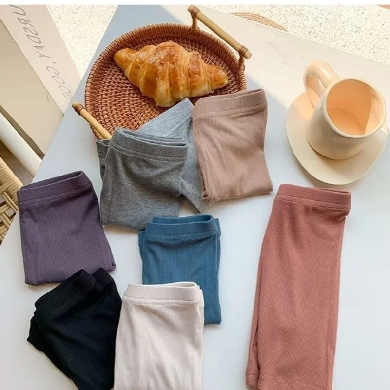 Kinder-Shorts, Jungen- und Mädchen-Shorts aus Eisseide, Leggings, 1–6 Jahre, weiche, atmungsaktive, gerippte Stoffkleidung für den täglichen Gebrauch mit elastischem Bund