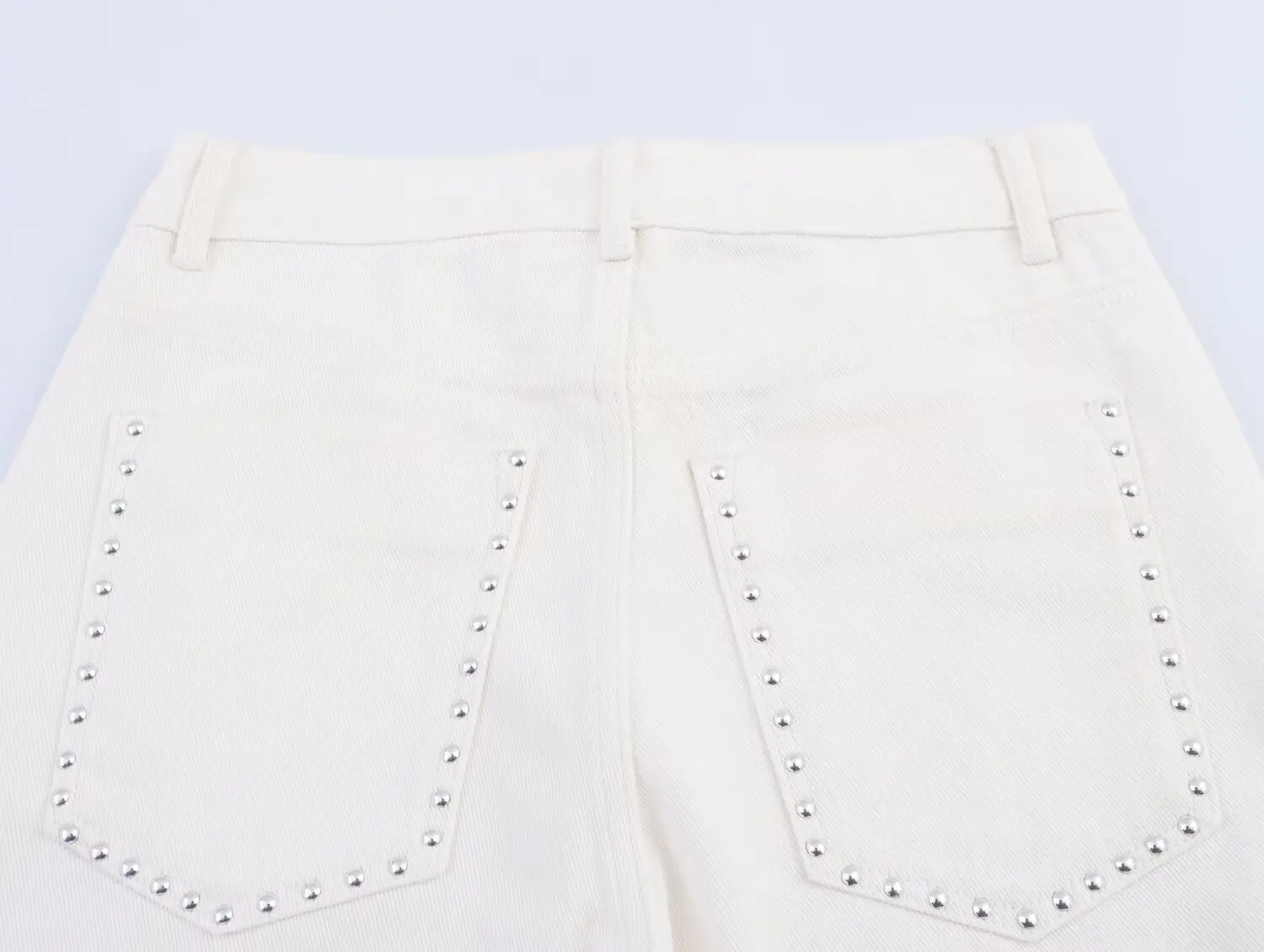 Maxdutti Nordic Minimalist Rivet Decoration High Waist Jeans Women's Casual White Straight Jeans Boyfriend Denim Pants Women