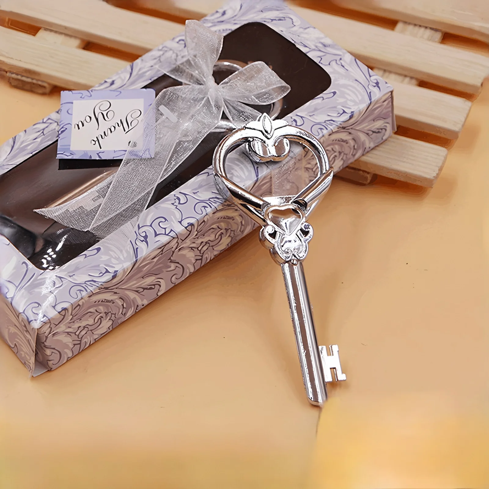 

20pcs/lot Key Bottle Feather Bottle Openers Wedding Bridal Shower Birthday Party Favors Souvenir Gift for Guests Various Styles