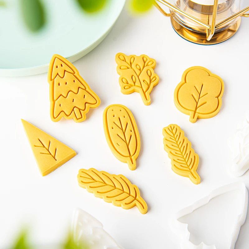 Autumn Cartoon Thanksgiving Leaves Cookie Mold Frosting Cutting Die Merry Christmas Party Cake Decorating Tools Fondant Craft