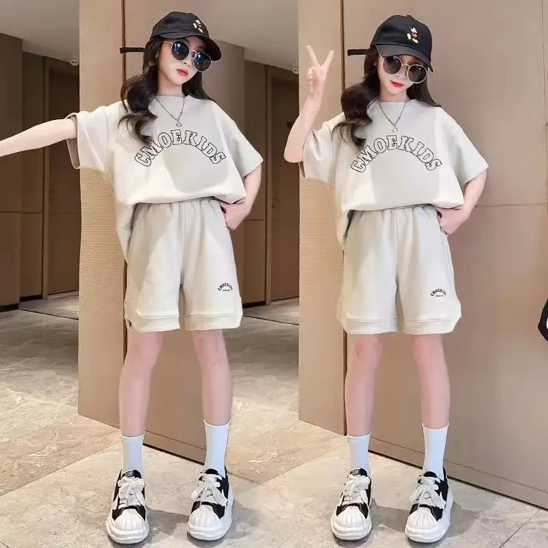 2024 Summer Girls Suit Child set Clothes Short-Sleeved loose letters t-shirt + half pants Teenager Tracksuits Kids 8 10 12 year