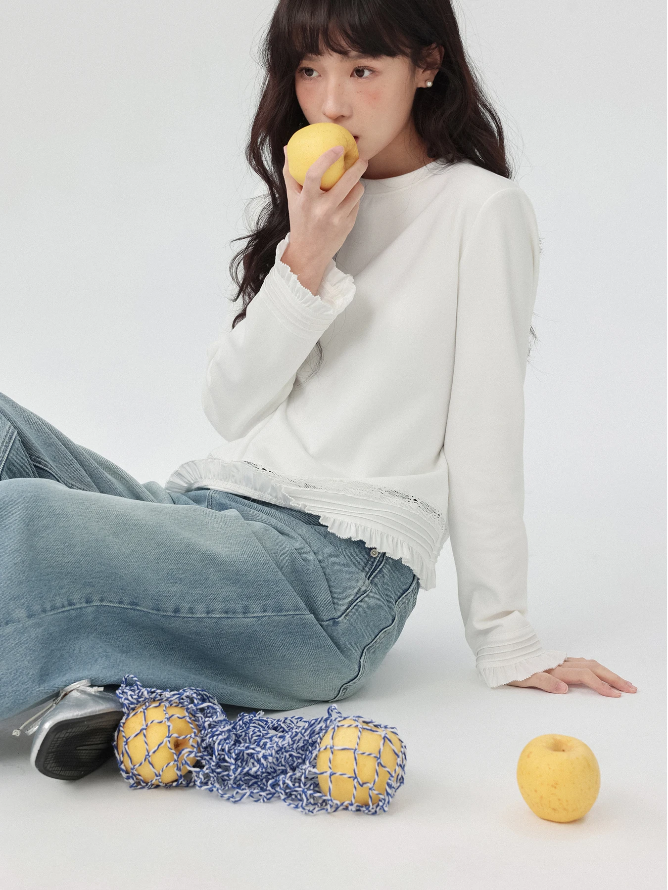 

Женская базовая футболка с длинным рукавом и красивым цветочным принтом, легко сочетающаяся, для ношения под одеждой, весенняя футболка