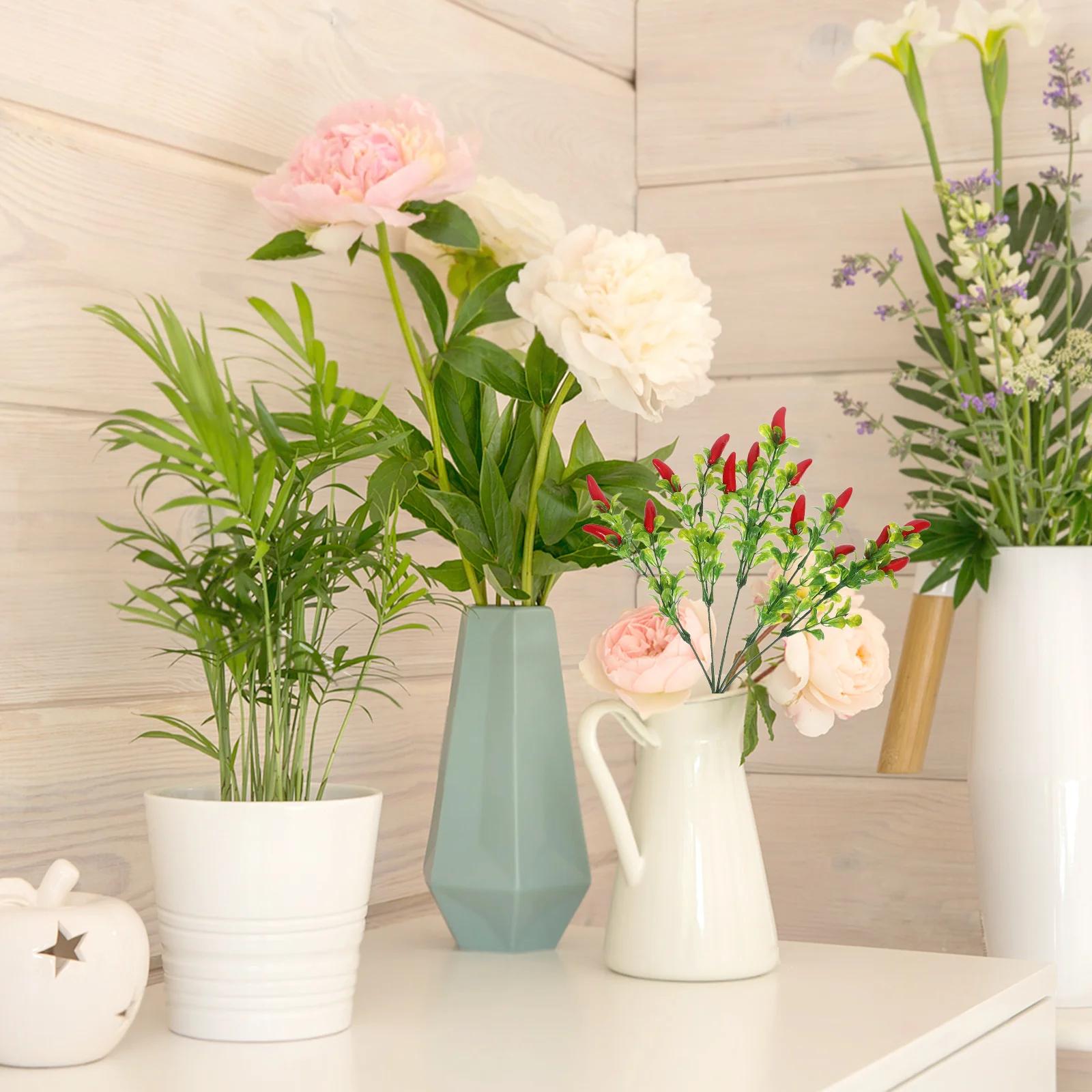 

3Pcs Lifelike Fake Red Chili Branches Artificial Pepper Stems DIY Floral Decoration Home Accessories Artificial Twigs