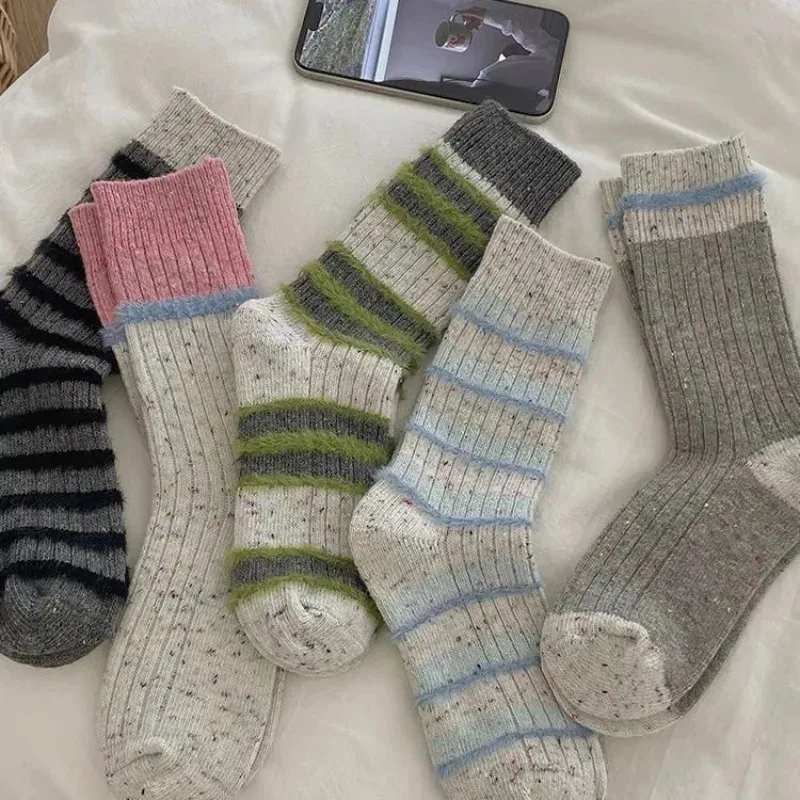 

5 Pairs Autumn Winter Thick Warm Cute Socks Cotton Korean Wool Stripe Designer Socks Middle Tube Casual Harajuku Women Socks