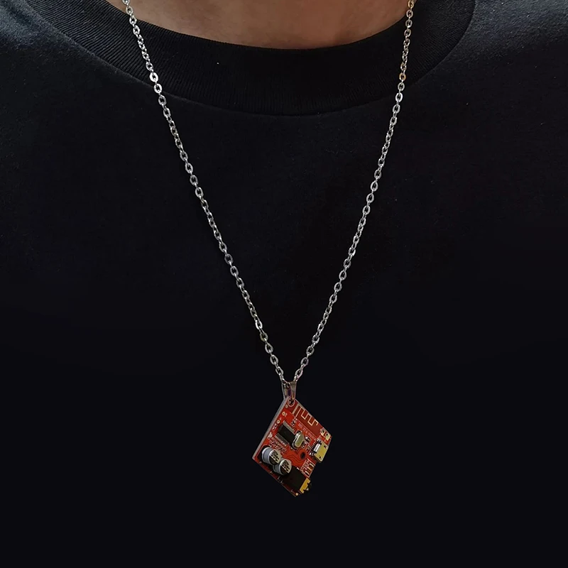 1PC Trend Circuit Board Pendant For Women Men Creative Electronic Chip Personalized Keychain Hip-hop Punk Style Bookbag Pendant