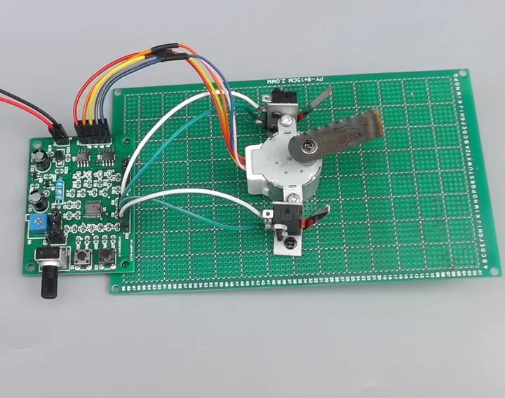 

Многофункциональная плата привода шагового микро-двигателя 2-фазный 4-проводной 4-фазный 5-проводной Шаговый двигатель