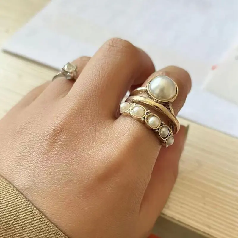 Retro independent station new ring creative new large pearl open ring fashion diamond ring