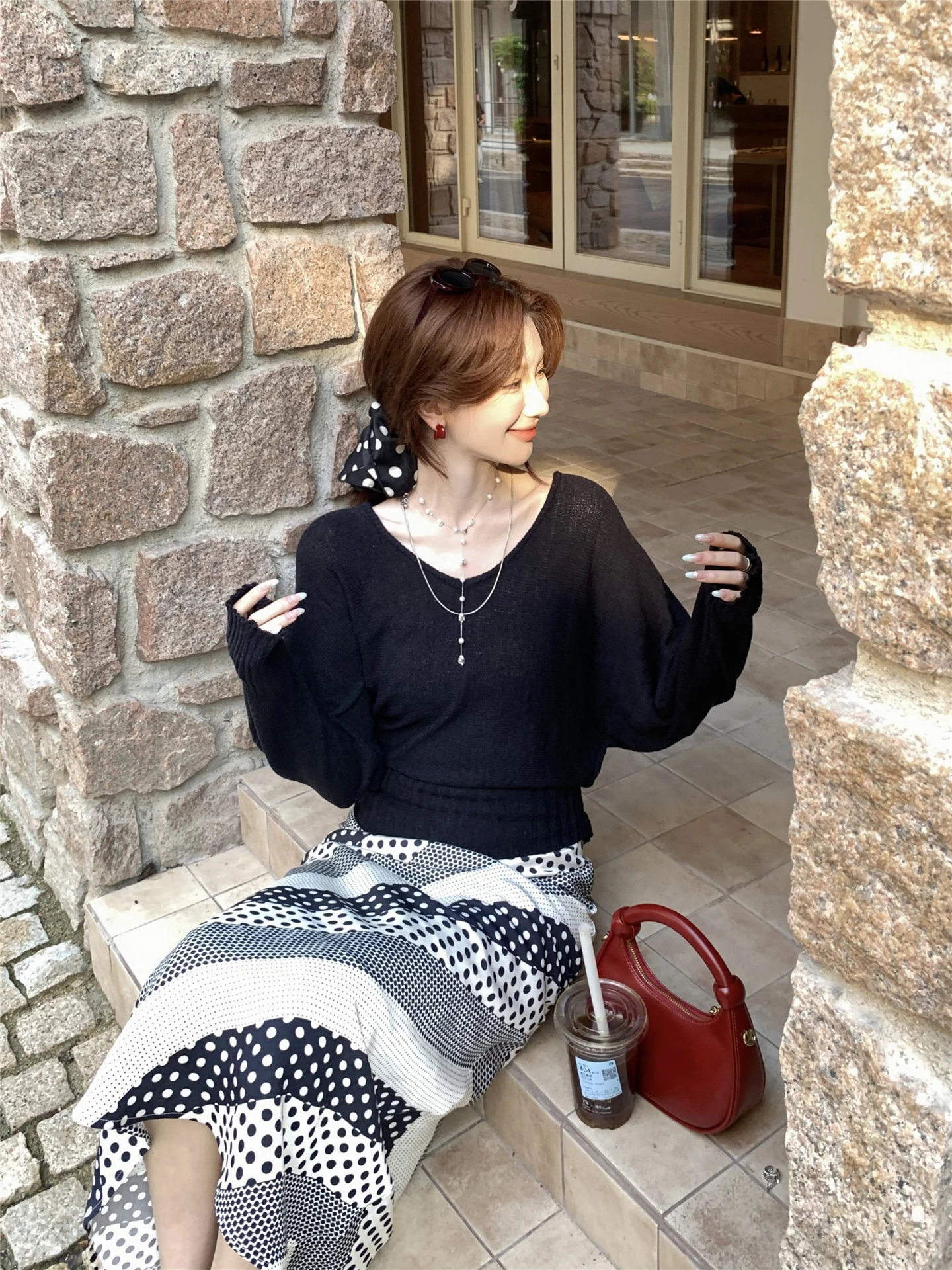 

Women's V-neck Knitted Long Sleeve Top Thin Loose Style Casual Fashion Korean Version Cheese White Yeloqingtao Autumn Wear