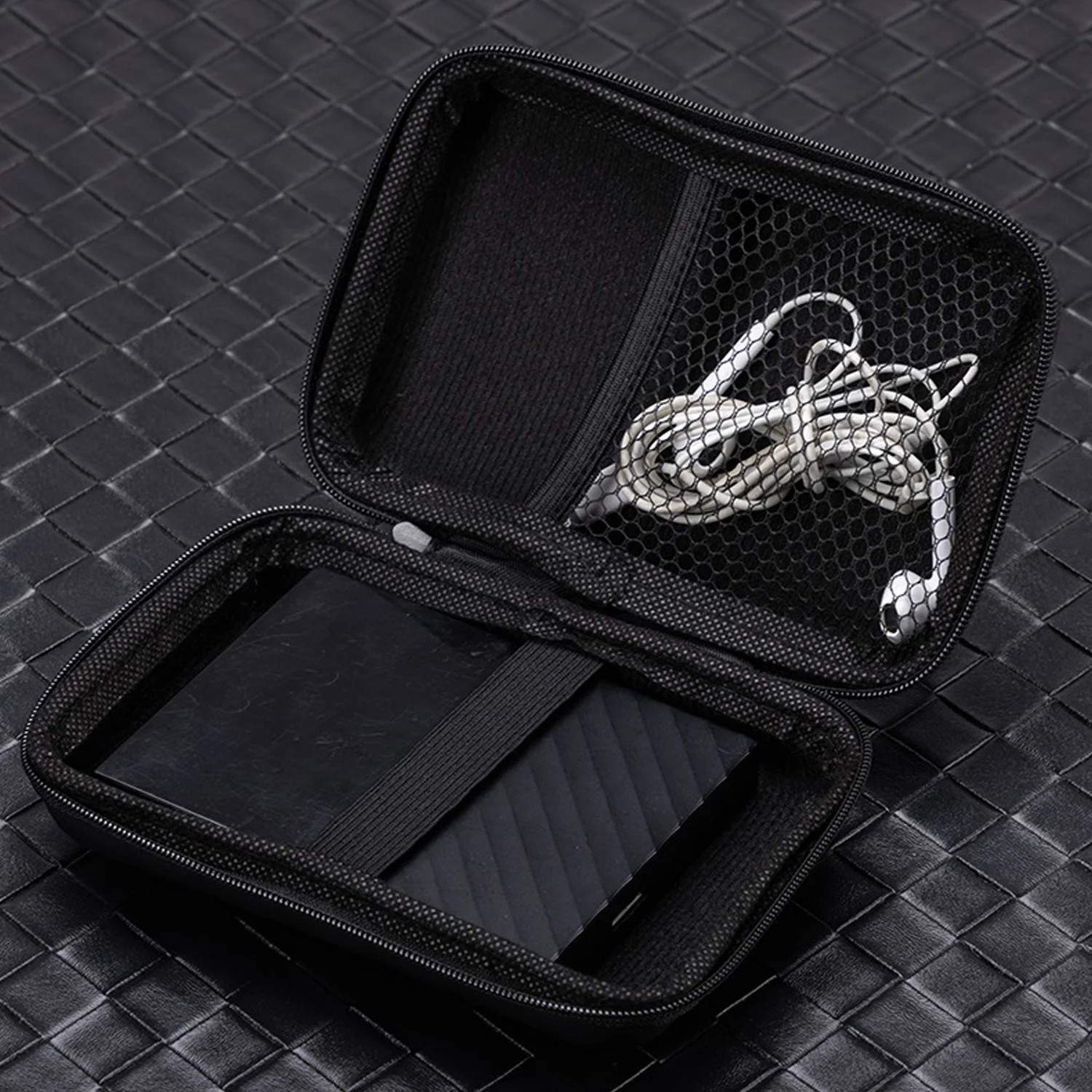 Hard EVA Carrying Case for R36S Portable Handheld Game Console Case Waterproof Anti-scratch Travel Storage Bag for R36S