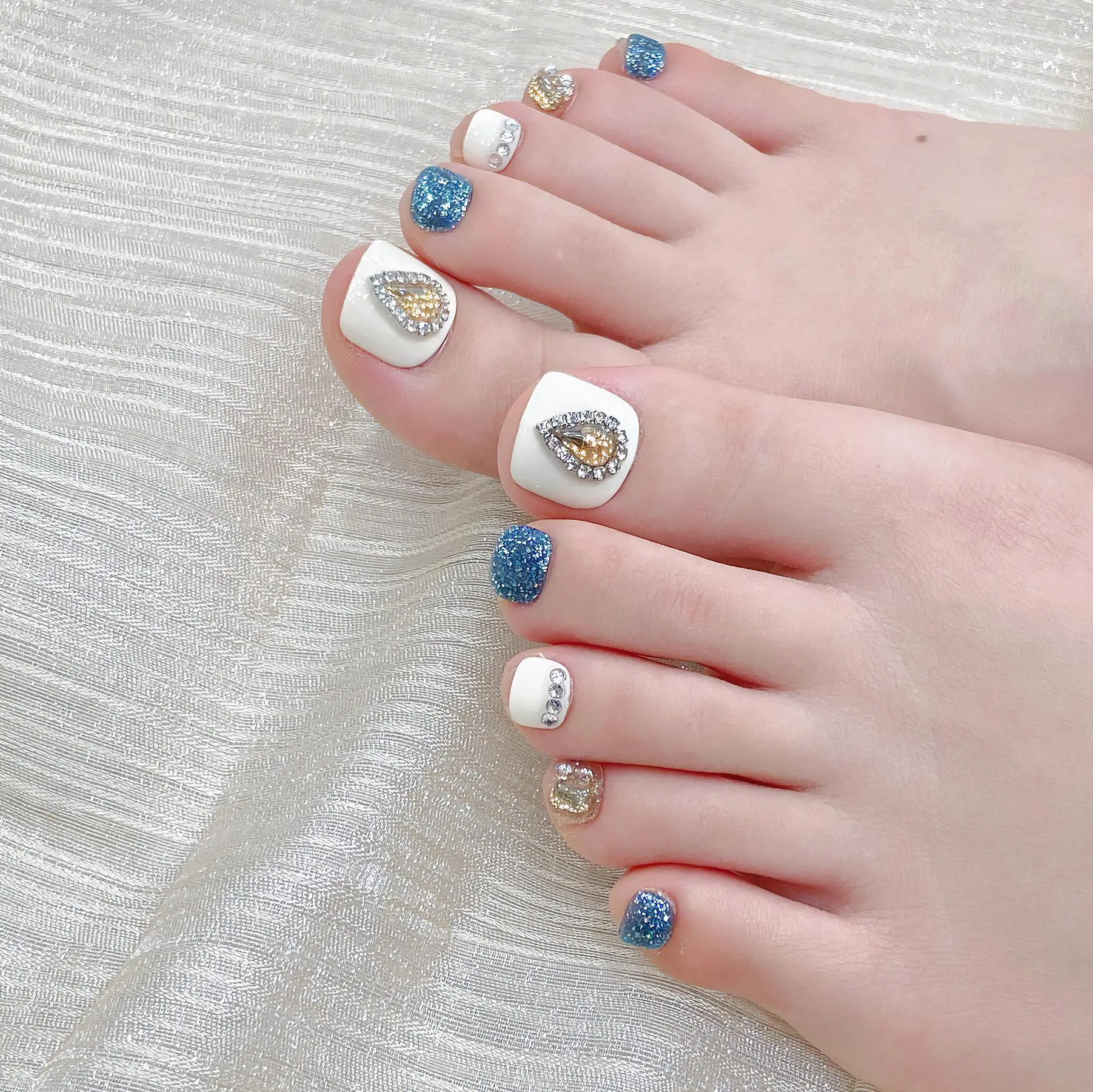 【 Foot nail 】 Pure handmade original wear nail White foot nail patch nail wear nail advanced sense