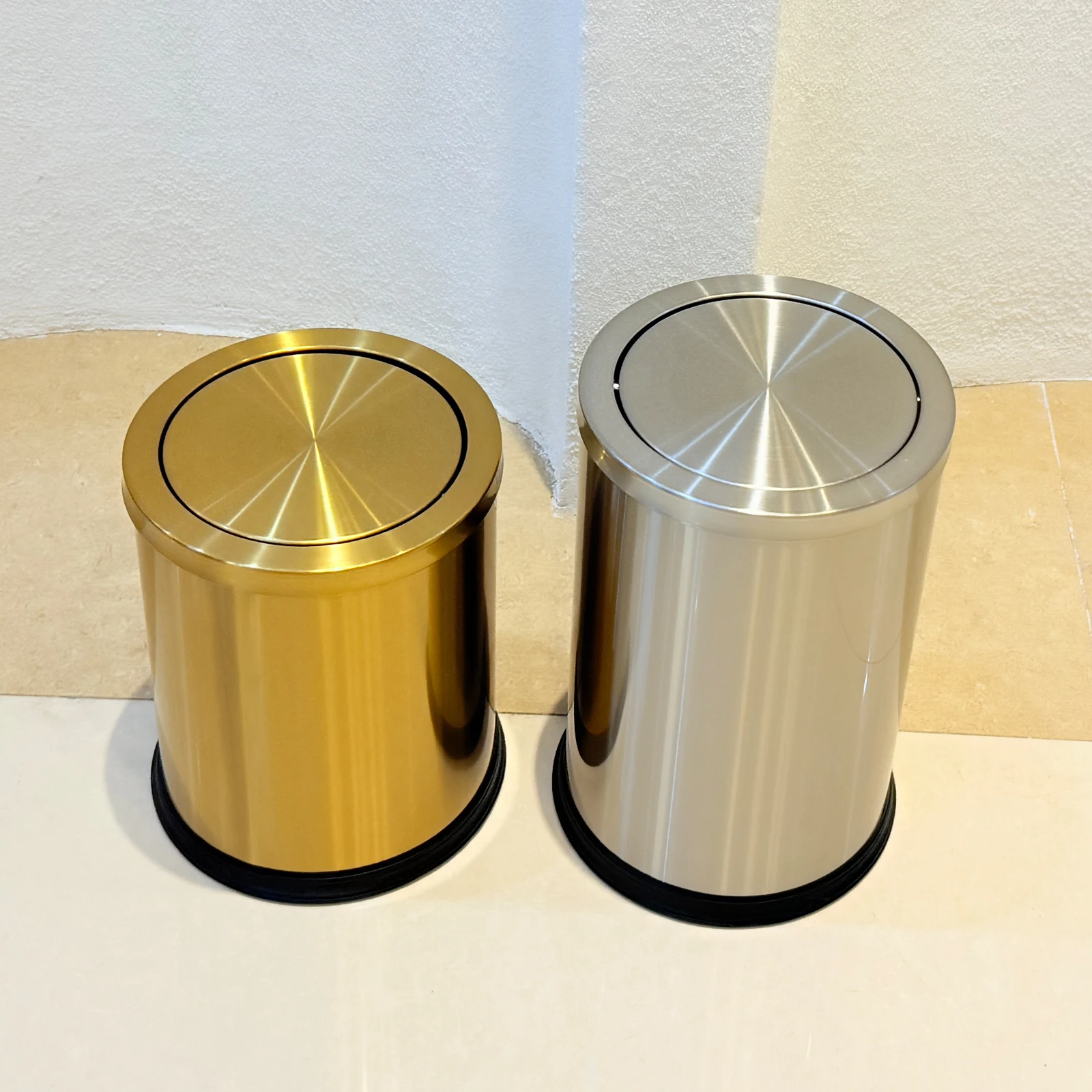 7L Golden Luxury Trash Can, Modern Trash Can, Anti-Odor Trash Can, Household and Bathroom Trash Can