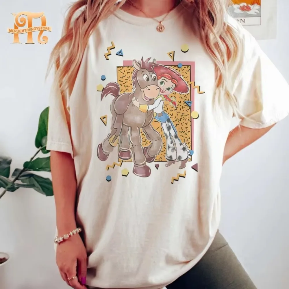 قميص ريترو جيسي وبولسي بألوان مريحة قميص قصة لعبة قميص جيسي وودي قميص ديزني رحلة عائلية ديزني لاند تي شيرت