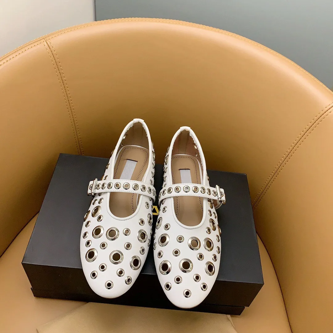 Women Shoes Ballet Flats Metal Rivets Holes Hollow Mary Jane Designers Vintage Brand Daily Sneaker Casual Walking Loafers