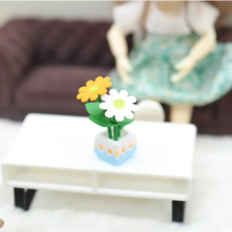 【M】Mini Artificial Chrysanthemum Potted Model Dollhouse Micro Garden Plant Potted Ornament For Dollhouse Decor Sand Table Props