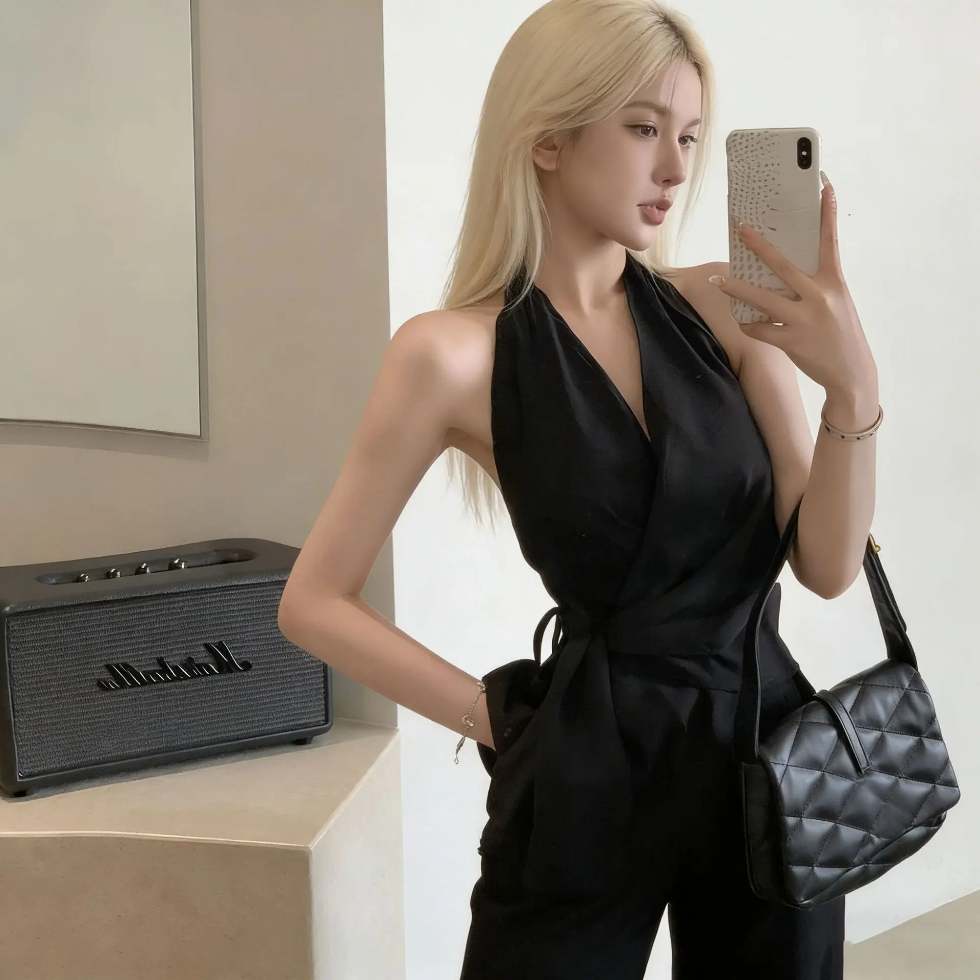 

2026 New Sexy Tie Up V Neck Halter Tank Top For Women Stylish Slim Fit Backless Summer Crop Top Vest