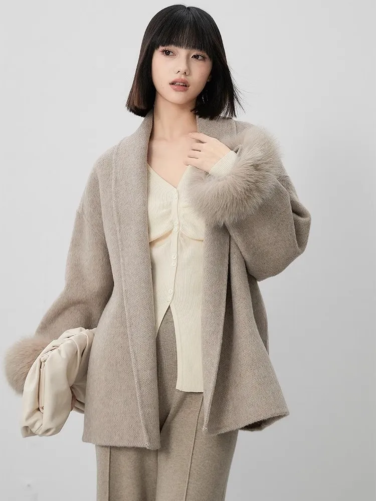 Double Sided Cashmere Coat With Straps For Women\'S Autumn And Winter Haute Couture Cape Fur Cuffs Detachable Fox Fur Short Coat