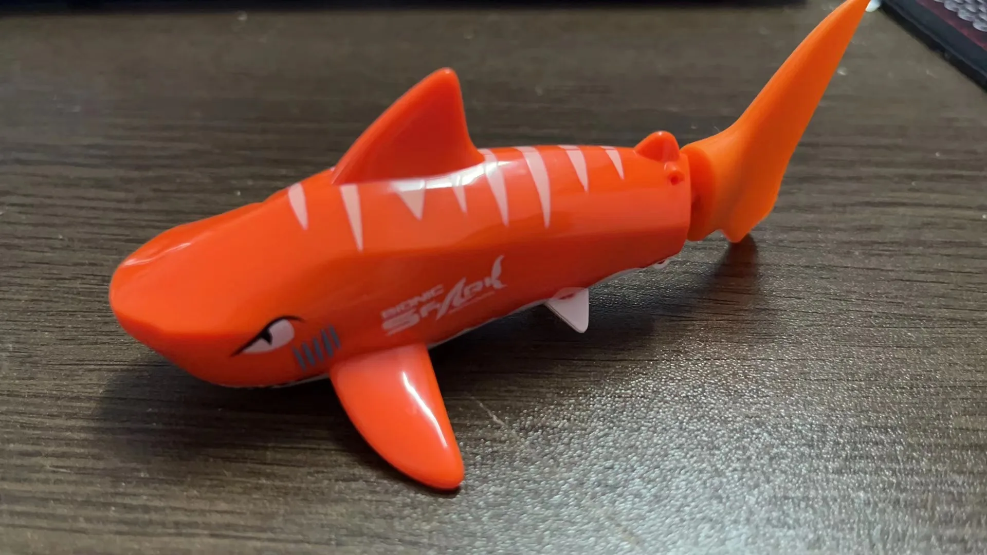 Mini RC Shark Waterproof Electric Remote Control B1 Cute Sharks Animals Robots Automatic On Water Funny Toys for children ﻿