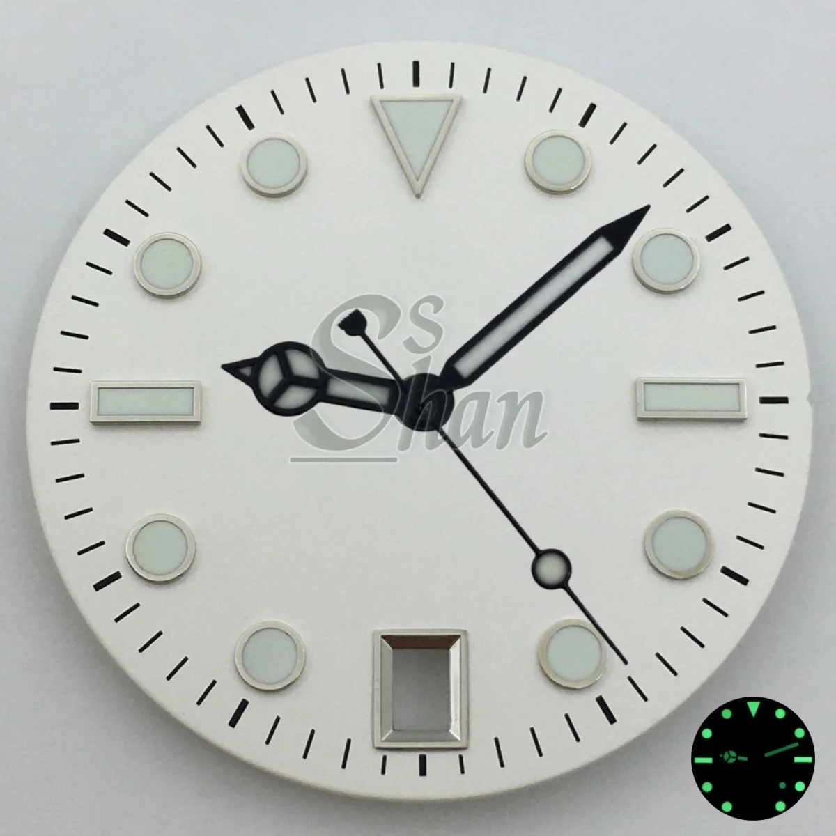 29mm Watch dial Black White Green Blue Green Luminous Fit NH35 Movement 6 o 'clock calendar Watch accessories