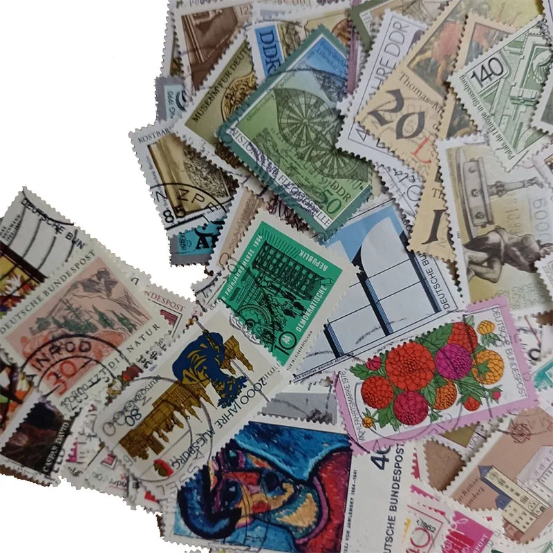 Germany Stamps Random 100 Pieces / Lot All Different Commen Postage Post Stamps With Post Mark For Collections