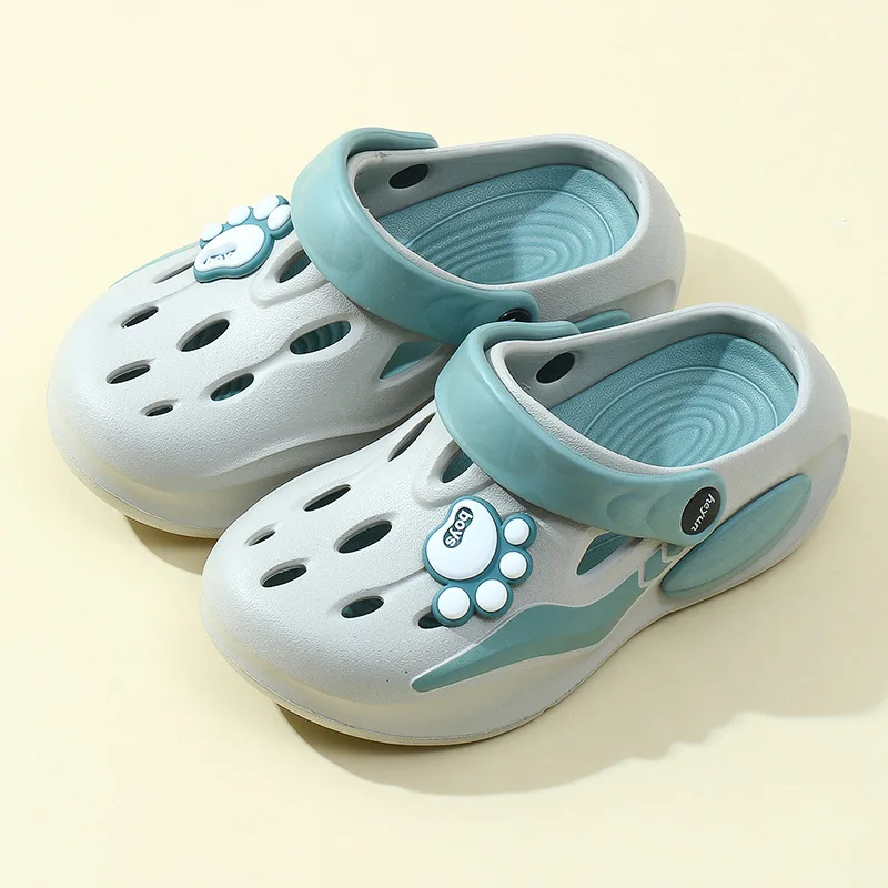 

Летние сандалии для мальчиков, горячая распродажа сезона, новые детские сабо с мягкой подошвой для девочек, пляжные слипоны с закрытием головы для больших детей