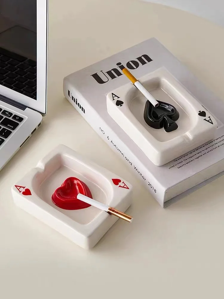 Kreative Poker Keramik Zigarette Aschenbecher Tischplatte tragbare moderne Aschenbecher Zigarre Aschenbecher Outdoor Indoor Desktop Rauchen Aschenbecher
