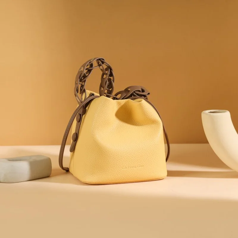 

2025 New High-end Luxury Brand Ladies Leather Tote Bag Famous Designer Simple Vintage Paris​